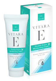 Kem dưỡng ẩm se khít lỗ chân lông cho face vitara e double action moisturizing cream thái lan