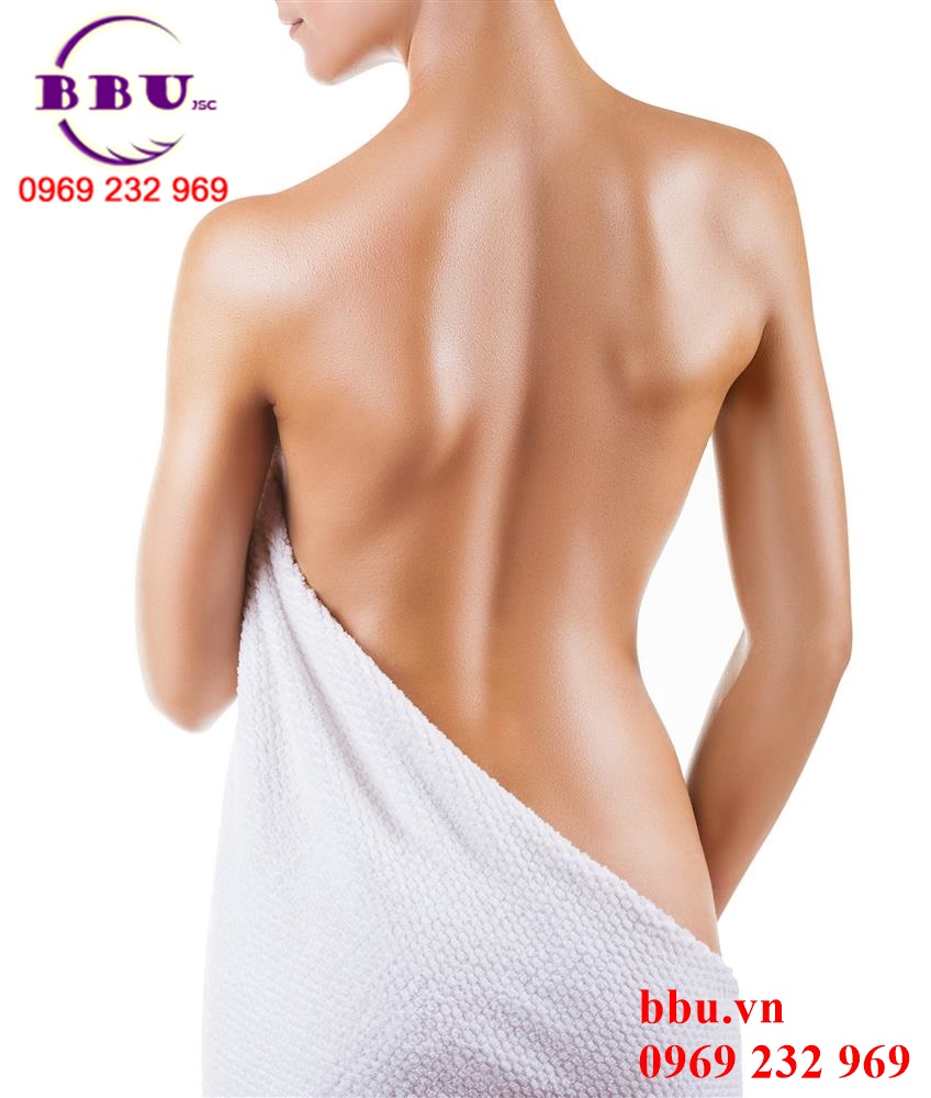 Phương pháp làm sạch mụn lưng đơn giản hiệu quả dành cho phái đẹp
