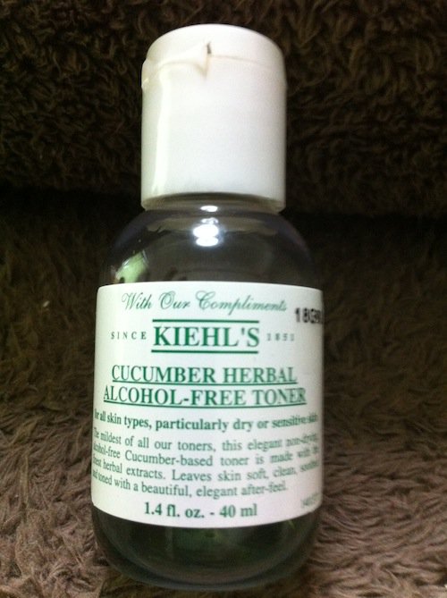 nuoc-hoa-hong-kiehls-cucumber-herbal-alcohol-free-toner