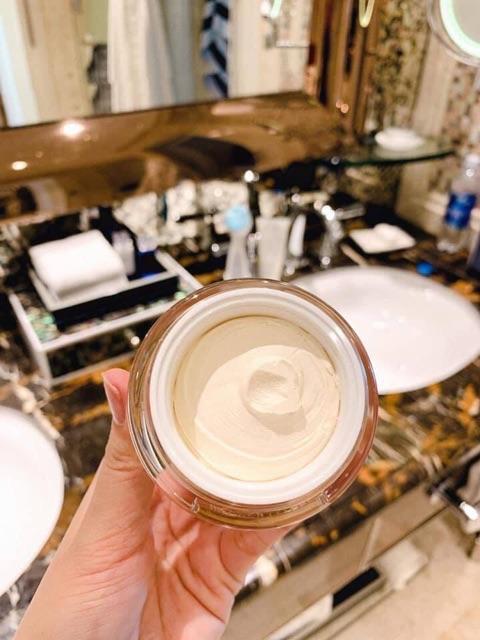 Kem dưỡng trắng da ngọc trai vento vivere pearl rare illuminating cellulae cream