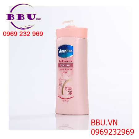 Sữa dưỡng thể trắng da toàn thân vaseline của mỹ loại 725ml